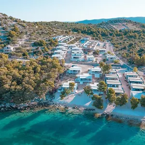  Prázdninový areál Oi Concept Village Buqez & Vita Chorvatsko