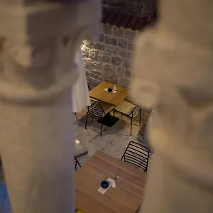 https://bifora-heritage-hotel.hotels-in-trogir.com