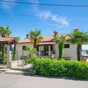Apartman Zeljko, Lovran